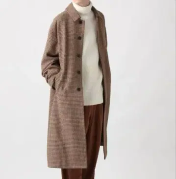 하운드투스 체크 스탠드 칼라 코트