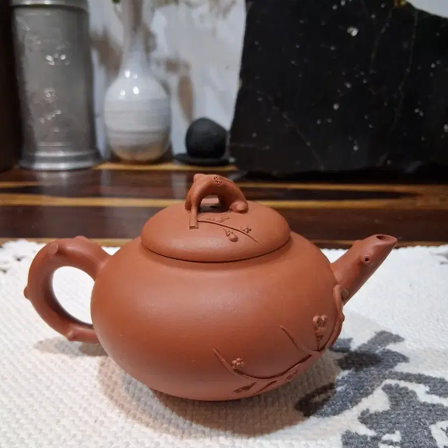 Pu'er tea zisha teapot, tea caddy, tea pot