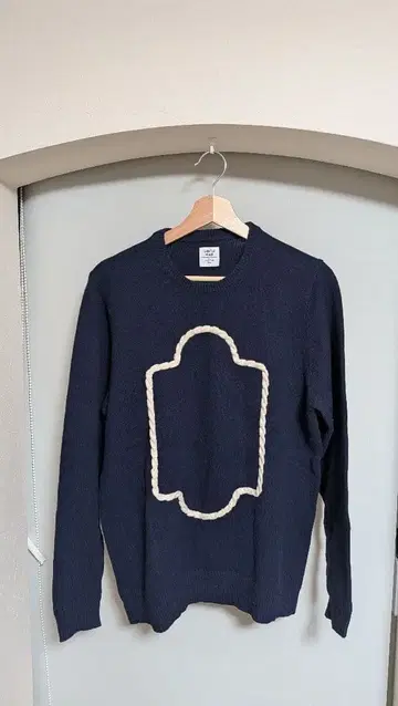 미스터 젠틀맨 크루넥 니트 스웨터 사이즈 L 네이비