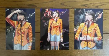 모리타카 치사토 브로마이드 콘서트 오렌지 의상 상반신