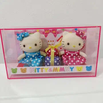 레어 헬로키티&미미 28주년 한정판 28th 플로키 피규어