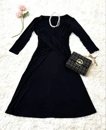 25. 오토 블랙 랩 원피스 긴팔