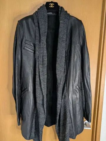 개성있는 의류 이소재 절개 가디건 가죽 노카라 자켓