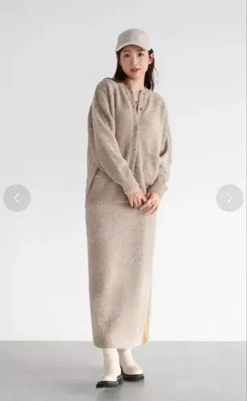 [ 새상품급 ] vin 야마다야 라메 샤기 니트 셋업 베이지 여성용