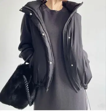 그린 라벨 릴랙싱 후드 다운 베스트 코트 블랙 36