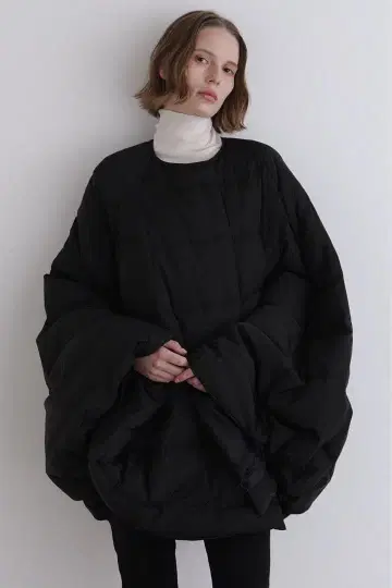 LE PHIL 다운 판초 코트 퍼피 다운 케이프