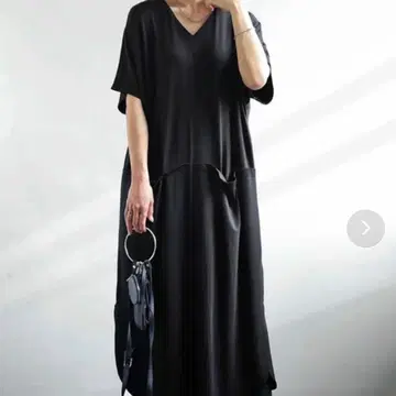 빅 포켓 원피스 꾸민 듯 안 꾸민 듯 자연스러운 어른의 원피스 블랙