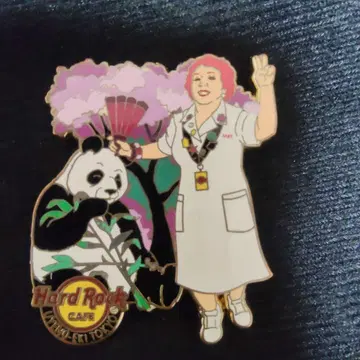 하드 록 카페(Hard Rock Cafe) 우에노 팬더 핀