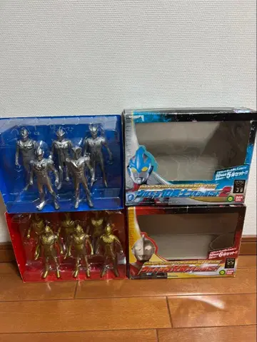 울트라맨 피규어 세트