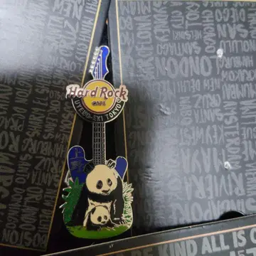 하드 록 카페(Hard Rock Cafe) 우에노 팬더 핑