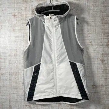 언더아머 후드 부착 베스트 화이트/그레이