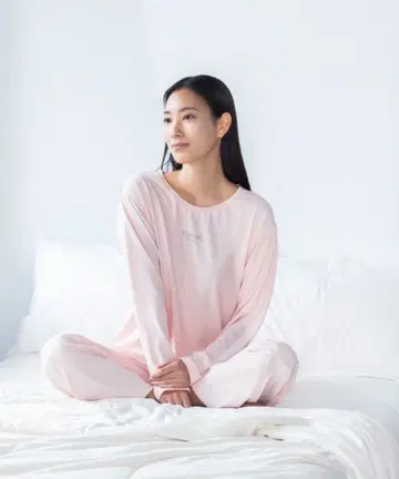 미사용 BAKUNE 바쿠네 드라이 롱 팬츠