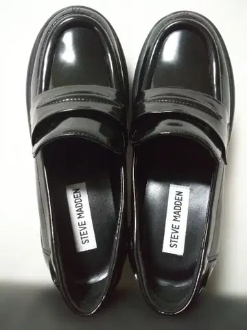 스티브 매든 블랙 로퍼