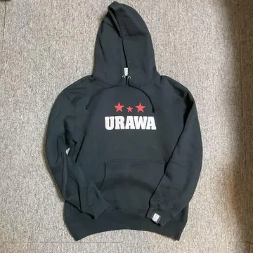 우라와 레즈 블랙 후드 부착 후드티