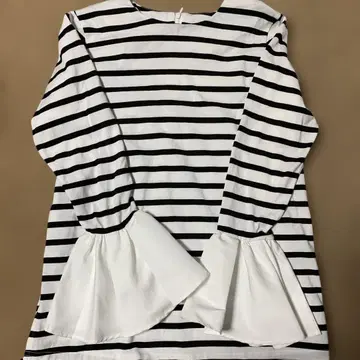 Herencia 스트라이프 플레어 긴팔 슬리브