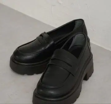 라피메 통굽 로퍼 블랙