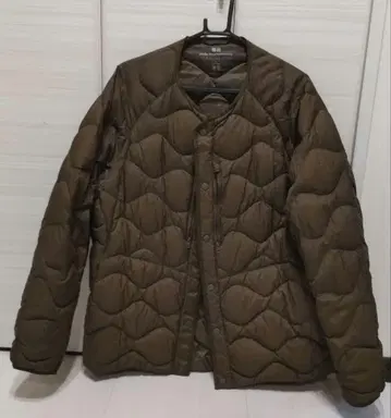 유니클로 x 화이트 마운티니어링 울트라 라이트 다운 자켓