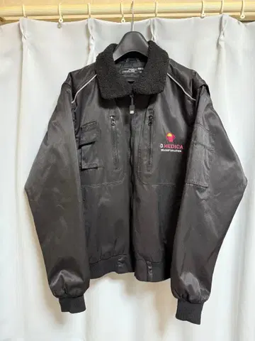 '완품' 플라이트 자켓