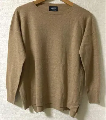 Green label relaxing 베이지 울 혼방 니트 새상품급