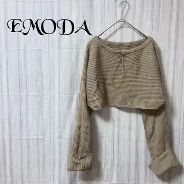 [ 에모다 ] 크롭 니트 긴팔 드로스트 숏 기장 스타일업