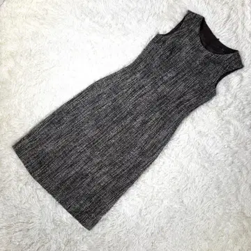 새상품급 휴고보스 [ M 상당 ] 슬리브리스 트위드 원피스 안감 부착