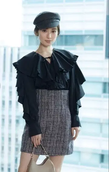 SNIDEL 하이웨스트 스카쇼팬츠 트위드