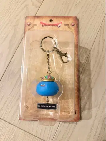 새상품 공식 드래곤 퀘스트 피규어 키링 킹 슬라임