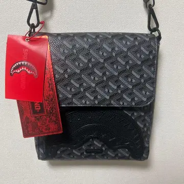 sprayground 숄더백