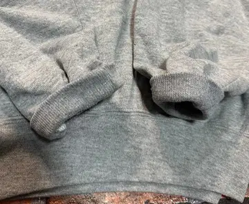 그레이 NAVY 로고 크루넥 트레이닝복