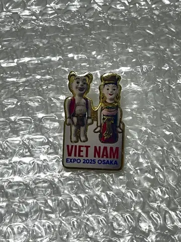 오사카 간사이 박람회 베트남 파빌리온 핀 배지 쯔 테우와 천녀