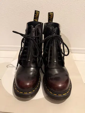 닥터 마틴 지퍼 부츠 UK4