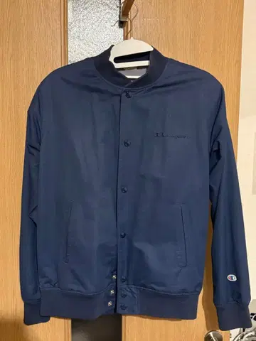 Champion 다크 네이비 자켓