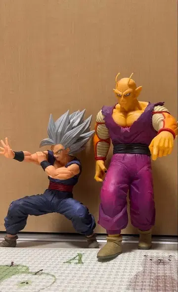 드래곤볼 초사이어인 갓 SS 손오공과 마인 부우 피규어 세트
