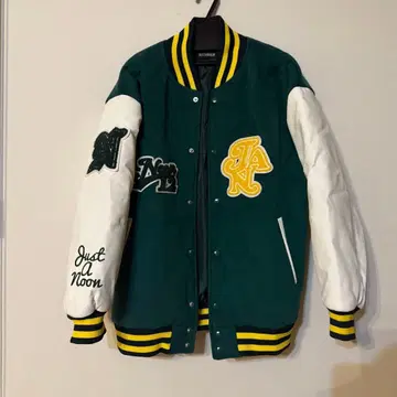 [ 새상품급 ] JUSTANOON 저스트아누운 바시티 자켓 여성용 프리