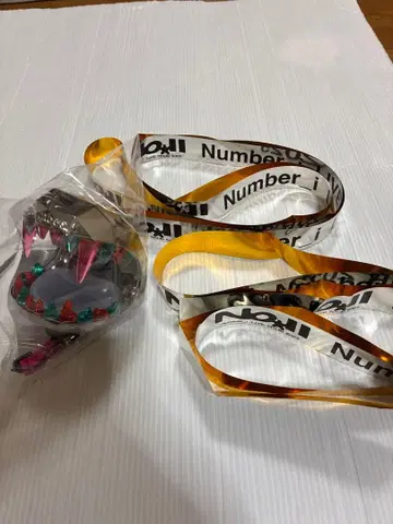 number_i 응원봉 탑 은색 테이프 1개