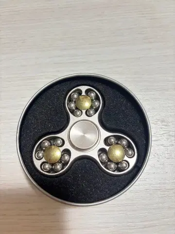 레어 메탈 볼 핸드 스피너 실버