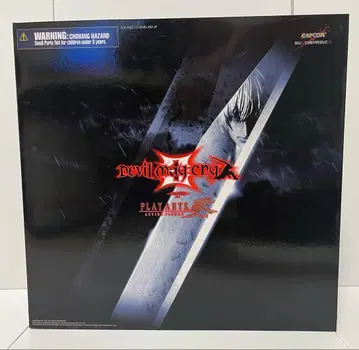 DEVIL MAY CRY4 PLAY ARTS 단테 피규어