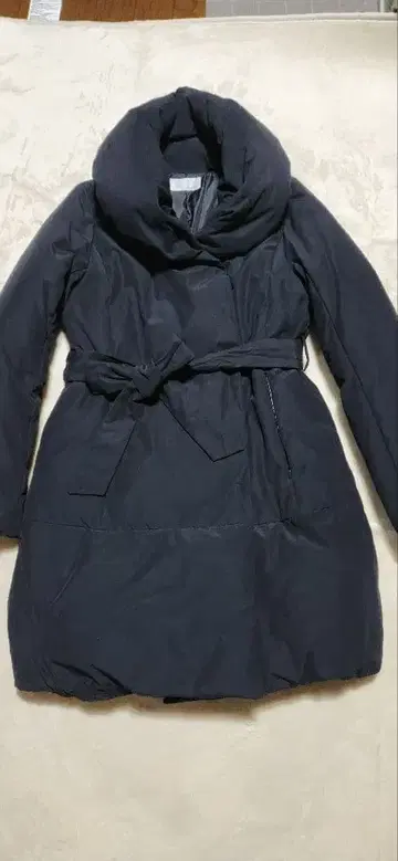 인덱스 다운 코트 숄카라 벨트 미들 기장 블랙 M