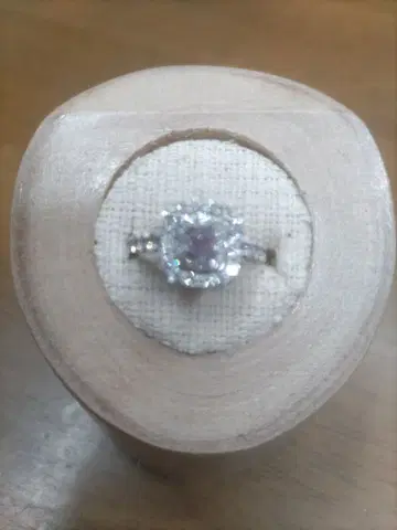 팬시 인텐스 핑크 퍼플 반지 0.192 ct