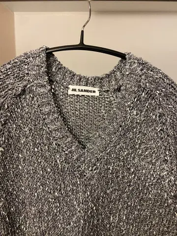 질 샌더 그레이 V넥 긴팔 니트