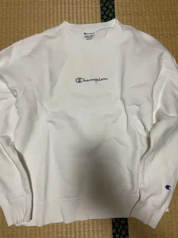 Champion 화이트 맨투맨 X-LARGE