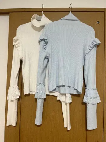 쿠틸과 레트로 레이스 프릴 터틀 니트 화이트 블루 세트