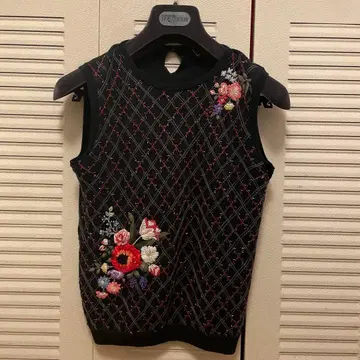 KEITA MARUYAMA 비즈 자수 슬리브리스 스웨터 블랙