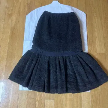 라도어 수리 알파카 라이트 샤기 스커트 36