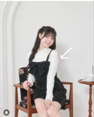 HoneyCinnamon 큐빅 리본 뷔스티에 세트 블랙