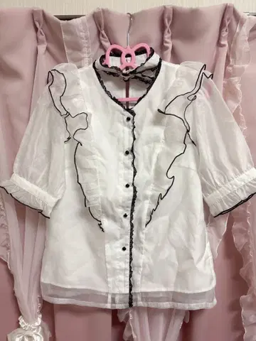 ROJITA 하트 버클 시어 블라우스 ( 화이트 ) 지뢰계