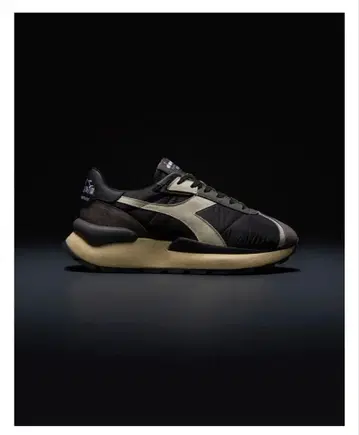 [ 새상품급 ] 디아도라 Diadora Mercury Elite 블랙