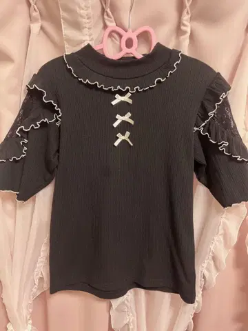 노에미 NOEMIE 블라우스 오픈 숄더 티셔츠