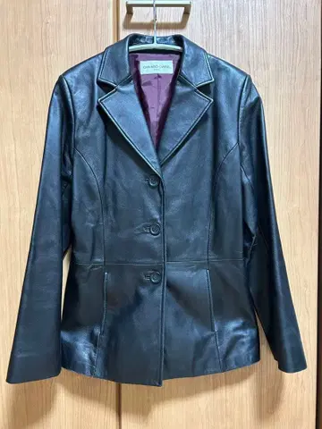 [ 새상품급 ] GERARD DAREL 천연 가죽 여성용 자켓 9호 블랙