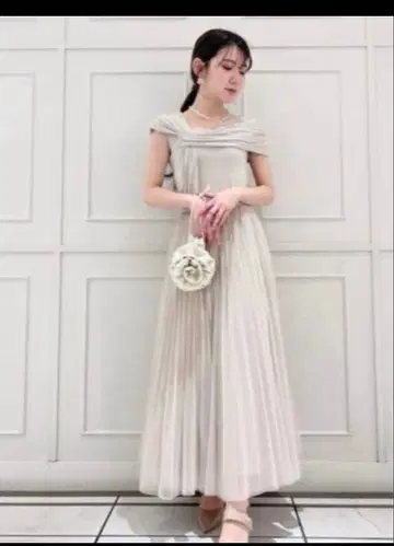 스나이델 컷콤비 튤 원피스